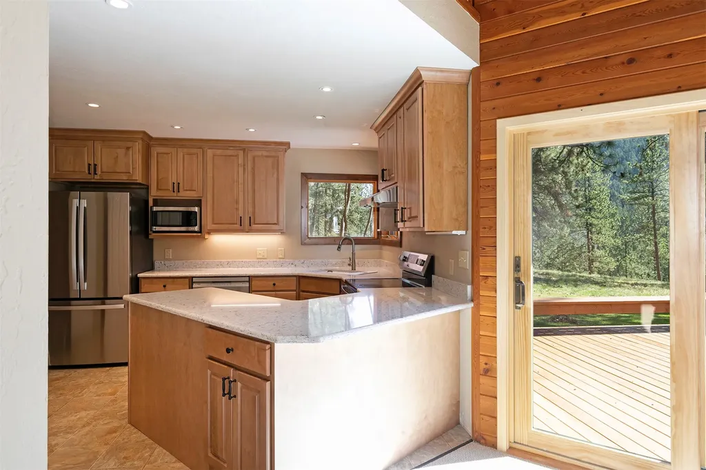 15050 Big Horn Road Huson MT 59846
