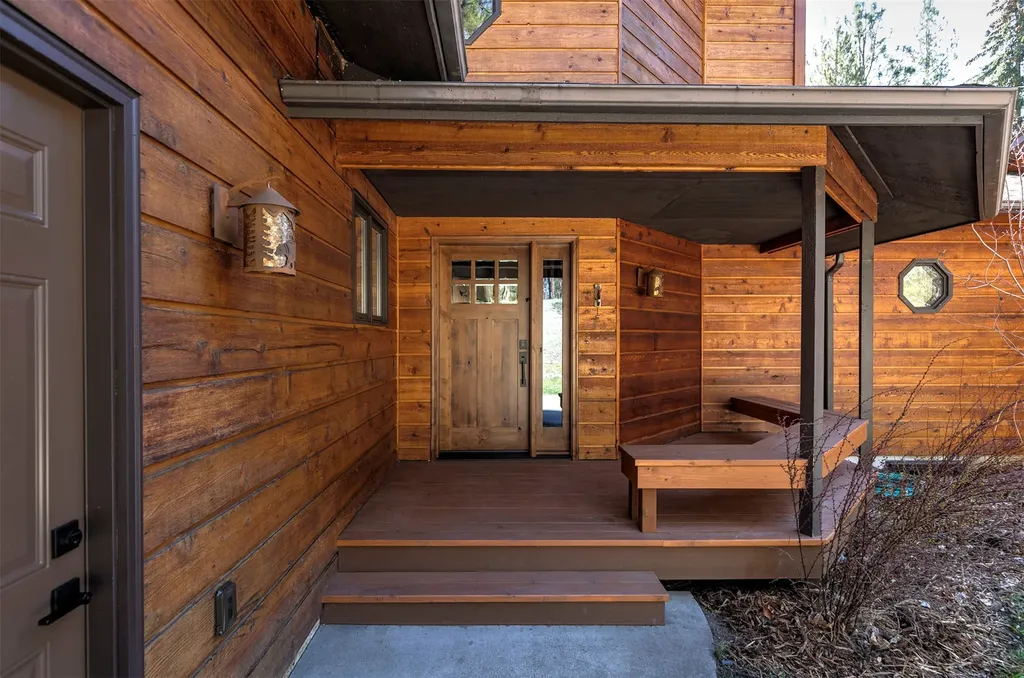 15050 Big Horn Road Huson MT 59846