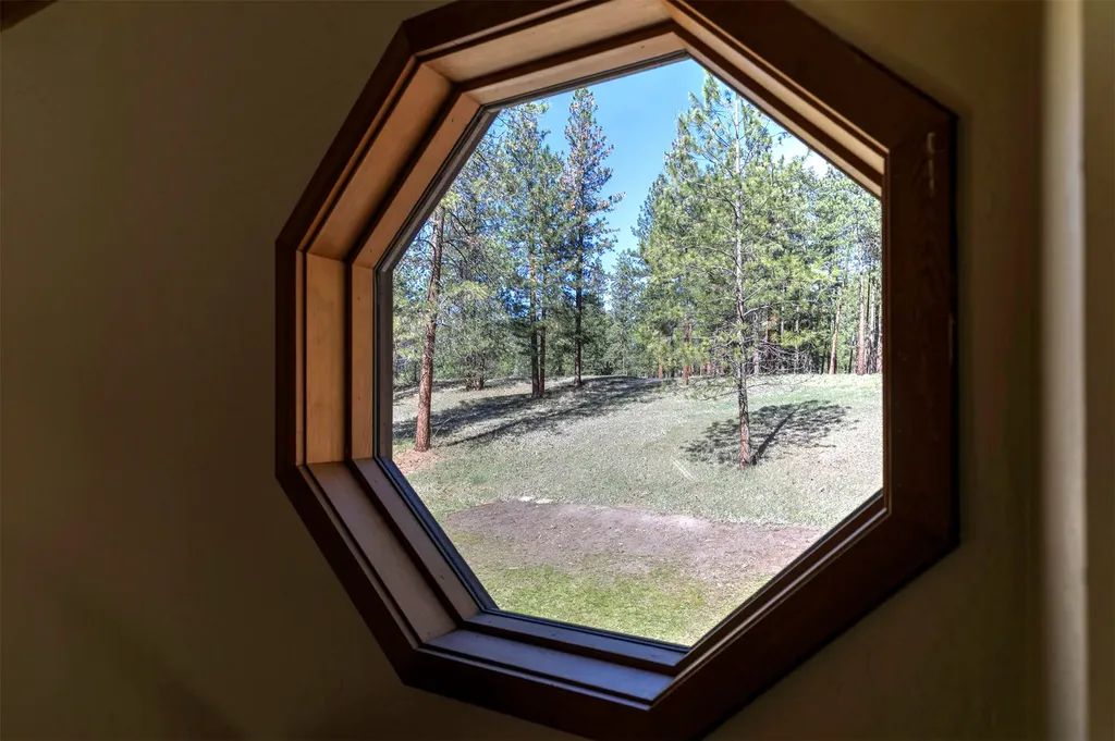 15050 Big Horn Road Huson MT 59846