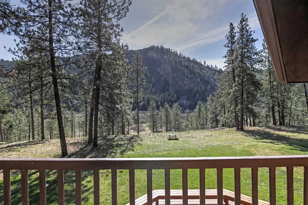 15050 Big Horn Road Huson MT 59846