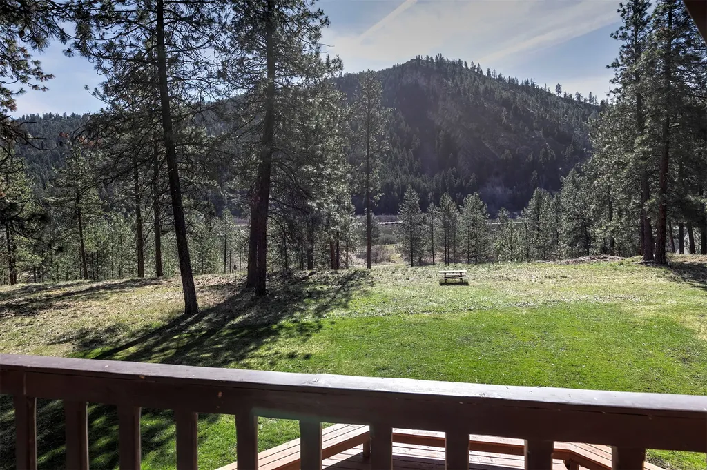 15050 Big Horn Road Huson MT 59846