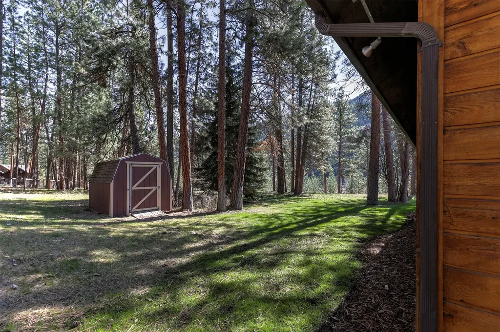 15050 Big Horn Road Huson MT 59846