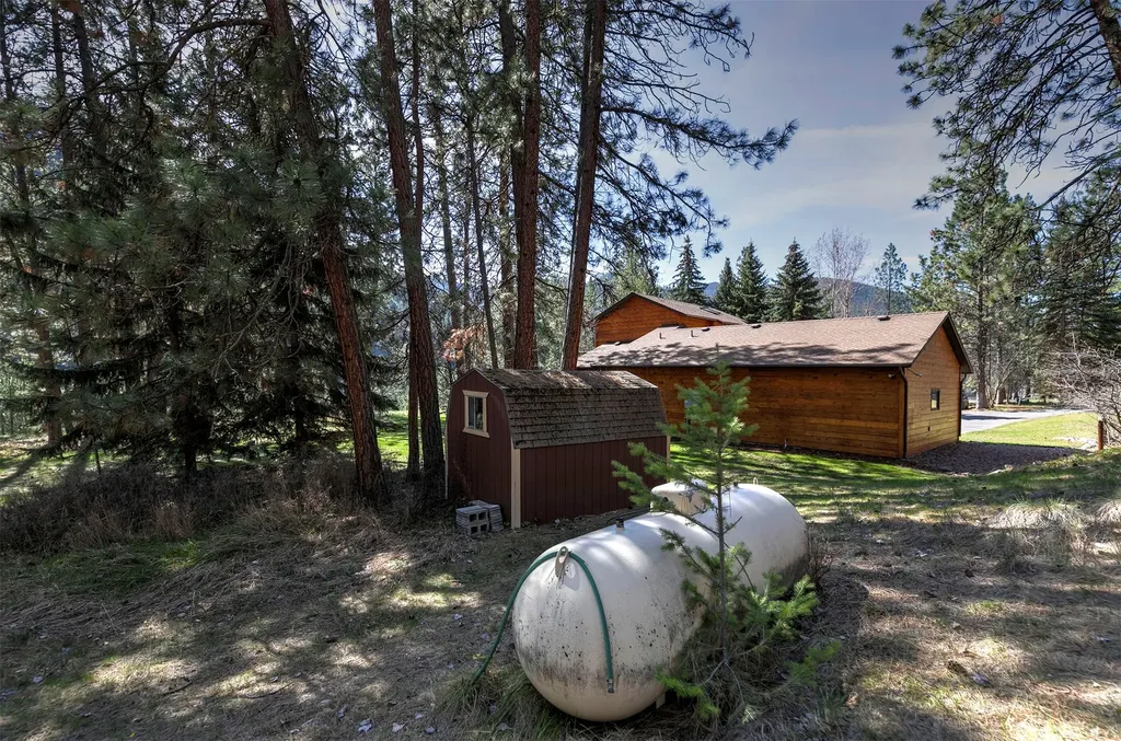 15050 Big Horn Road Huson MT 59846