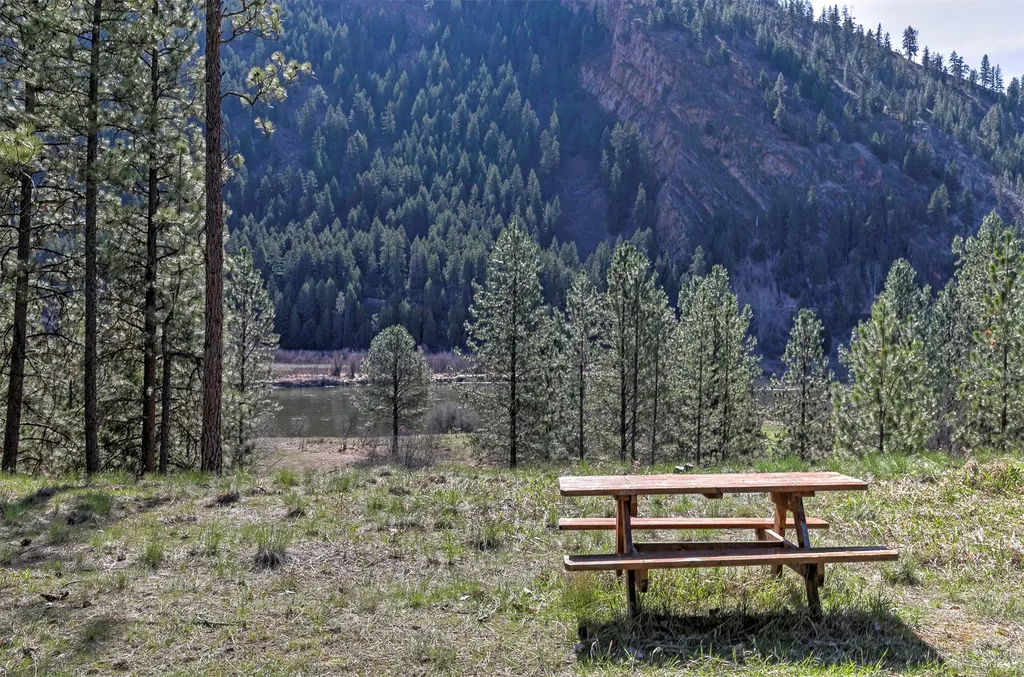 15050 Big Horn Road Huson MT 59846