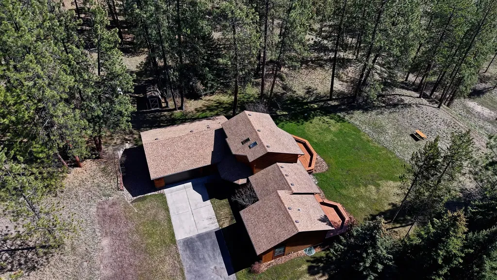15050 Big Horn Road Huson MT 59846
