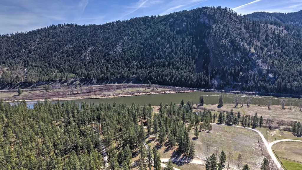 15050 Big Horn Road Huson MT 59846
