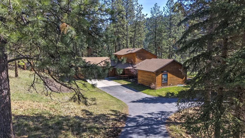 15050 Big Horn Road Huson MT 59846