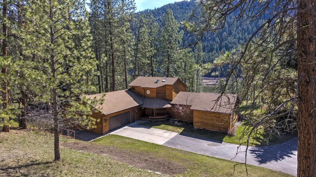 15050 Big Horn Road Huson MT 59846