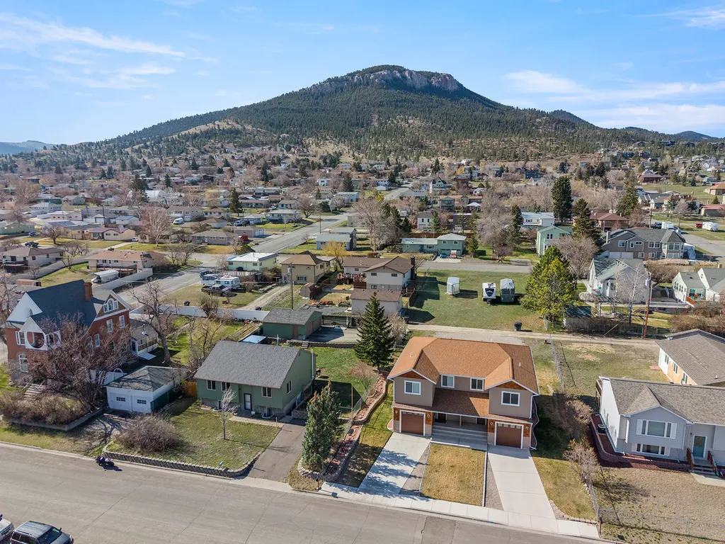 1725 Cannon Street Helena MT 59601