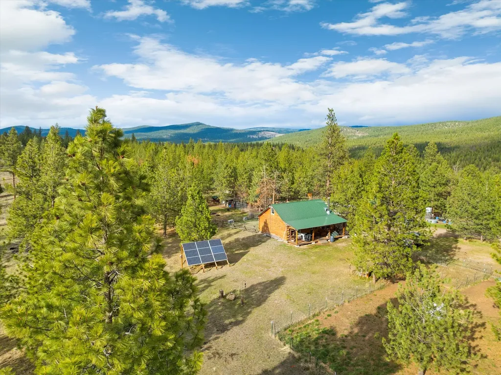 4090 Hubbart Dam Road Marion MT 59925