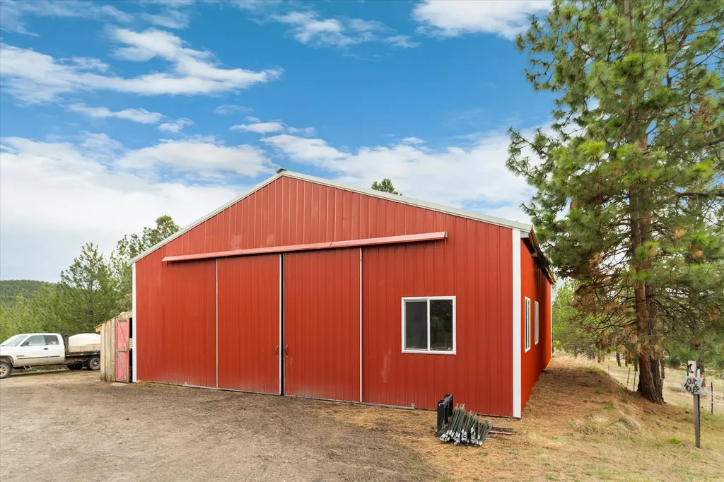 4090 Hubbart Dam Road Marion MT 59925