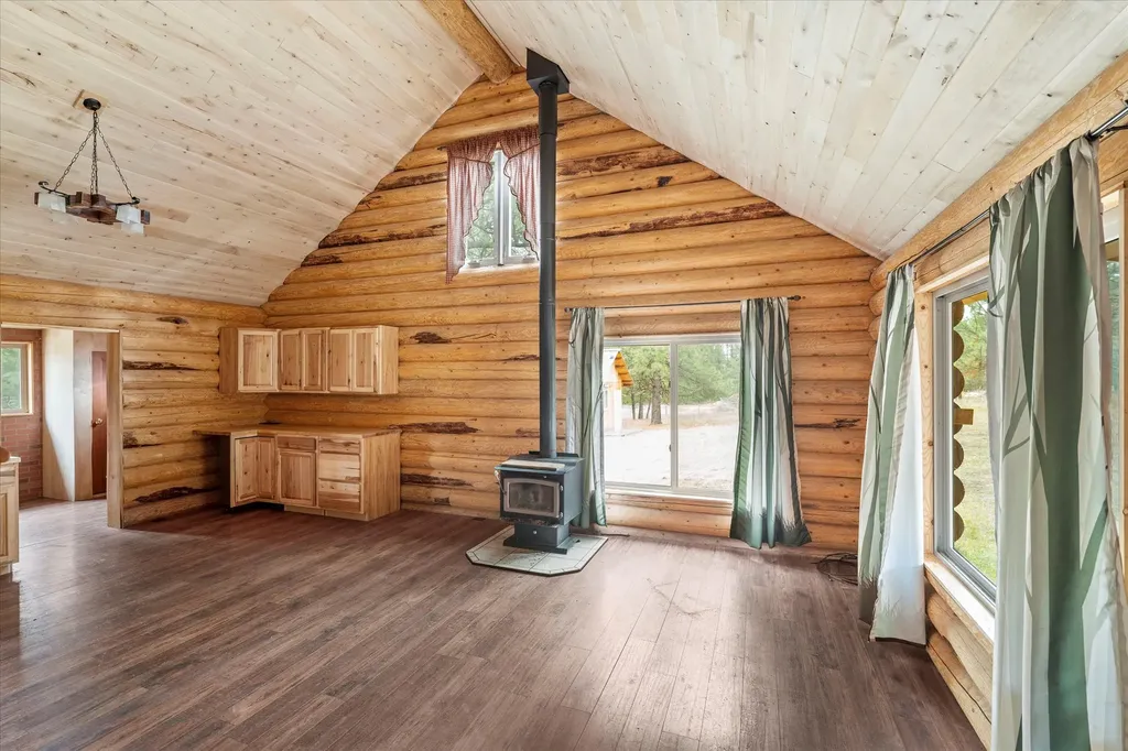 4090 Hubbart Dam Road Marion MT 59925