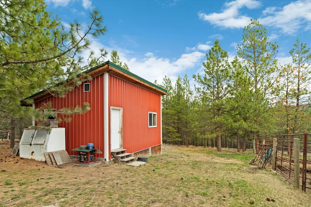 4090 Hubbart Dam Road Marion MT 59925