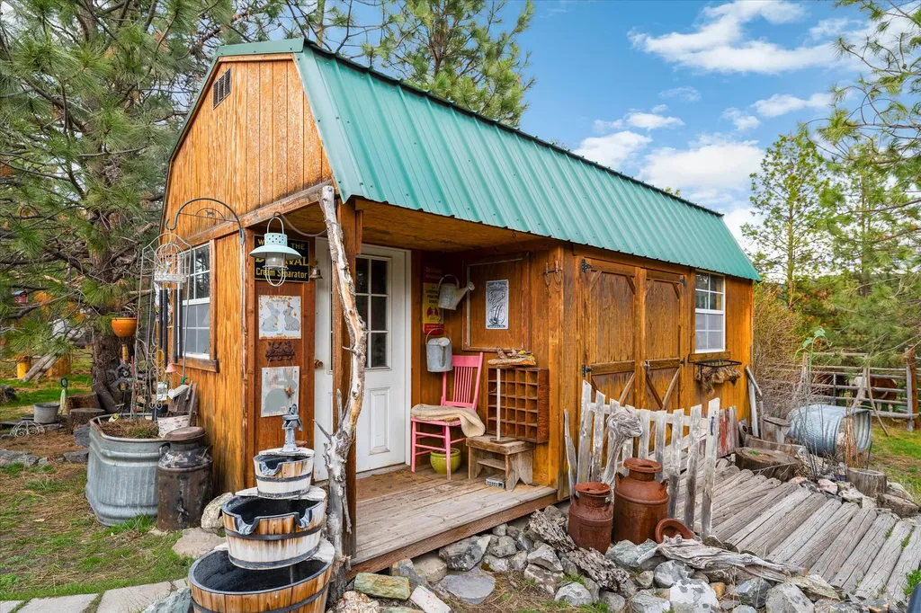 4090 Hubbart Dam Road Marion MT 59925