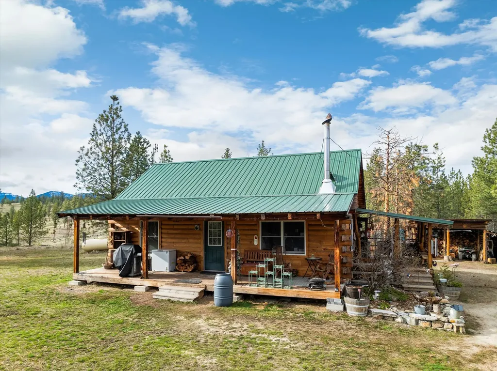 4090 Hubbart Dam Road Marion MT 59925
