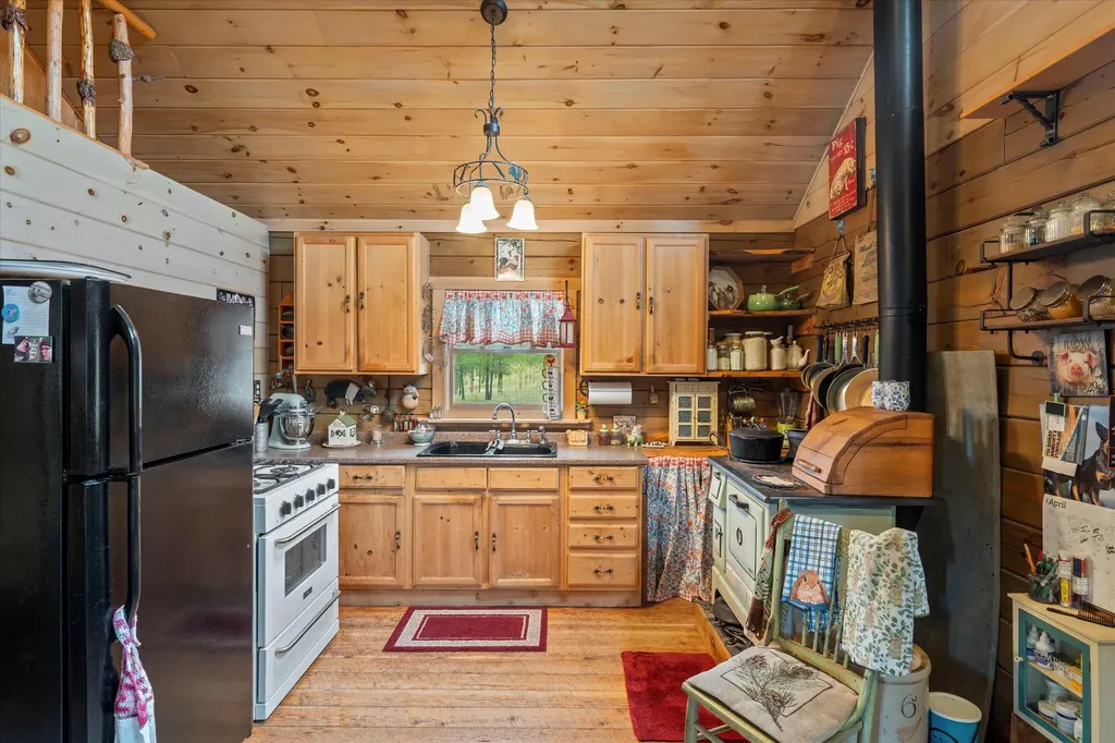 4090 Hubbart Dam Road Marion MT 59925