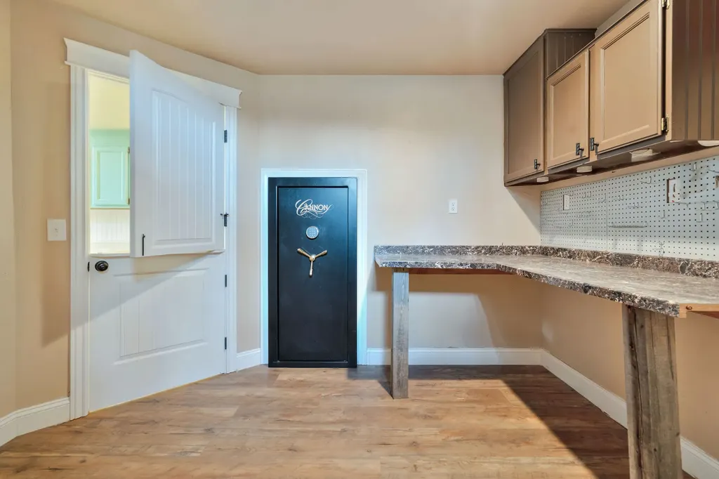 170 Kohler Lake Lane Kalispell MT 59901