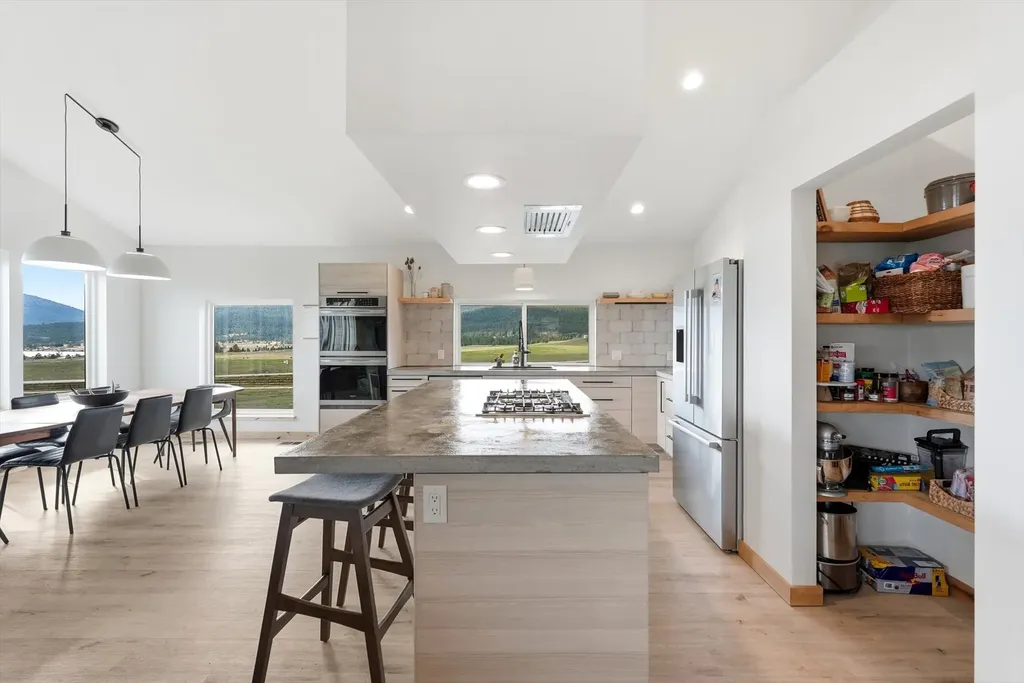 25567 Three Moon Drive Elmo MT 59915