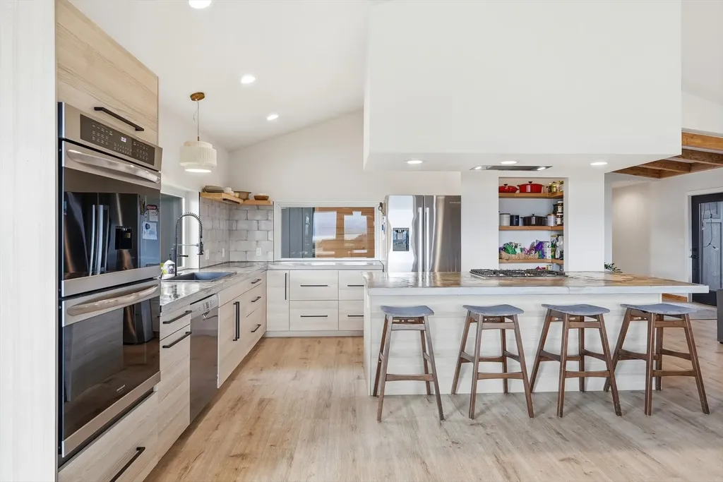 25567 Three Moon Drive Elmo MT 59915