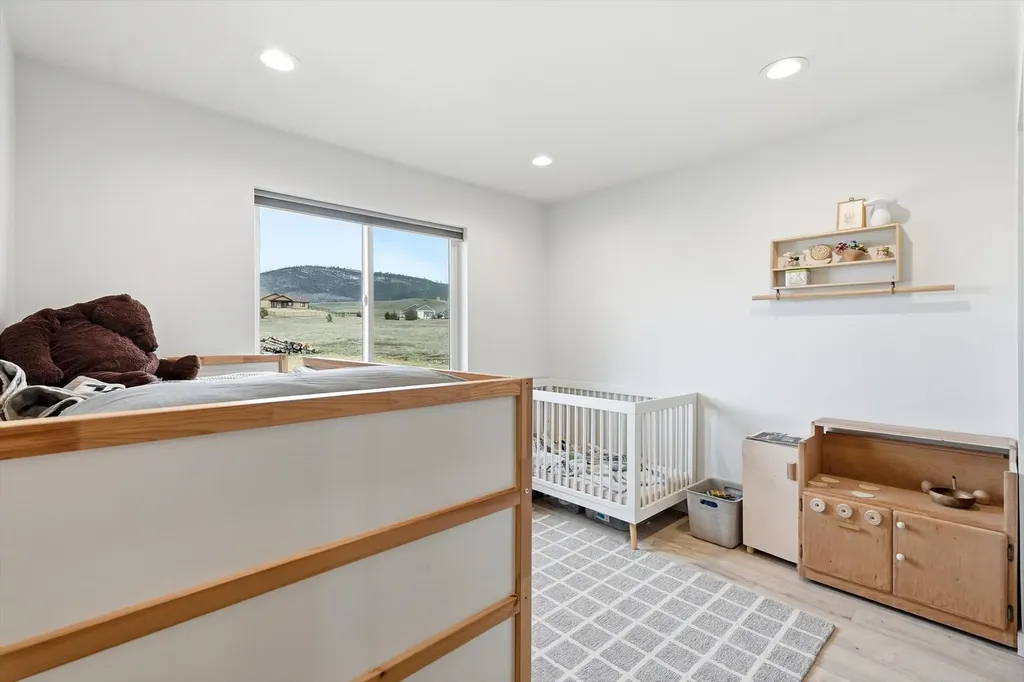 25567 Three Moon Drive Elmo MT 59915