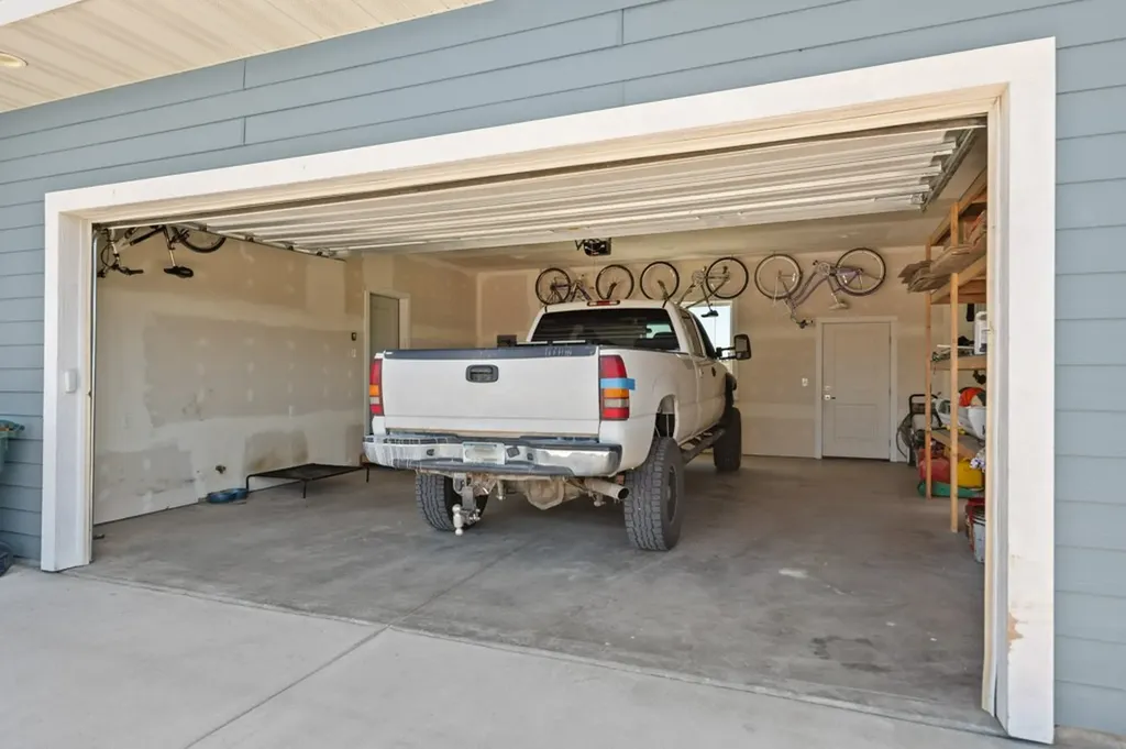 1212 Winners Circle Lane Corvallis MT 59828