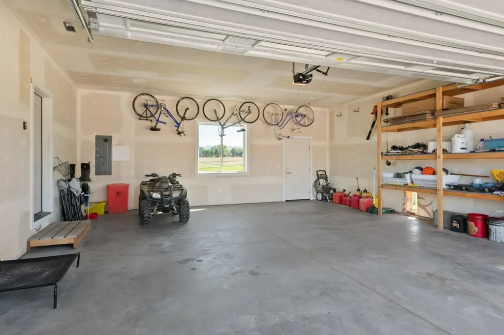 1212 Winners Circle Lane Corvallis MT 59828