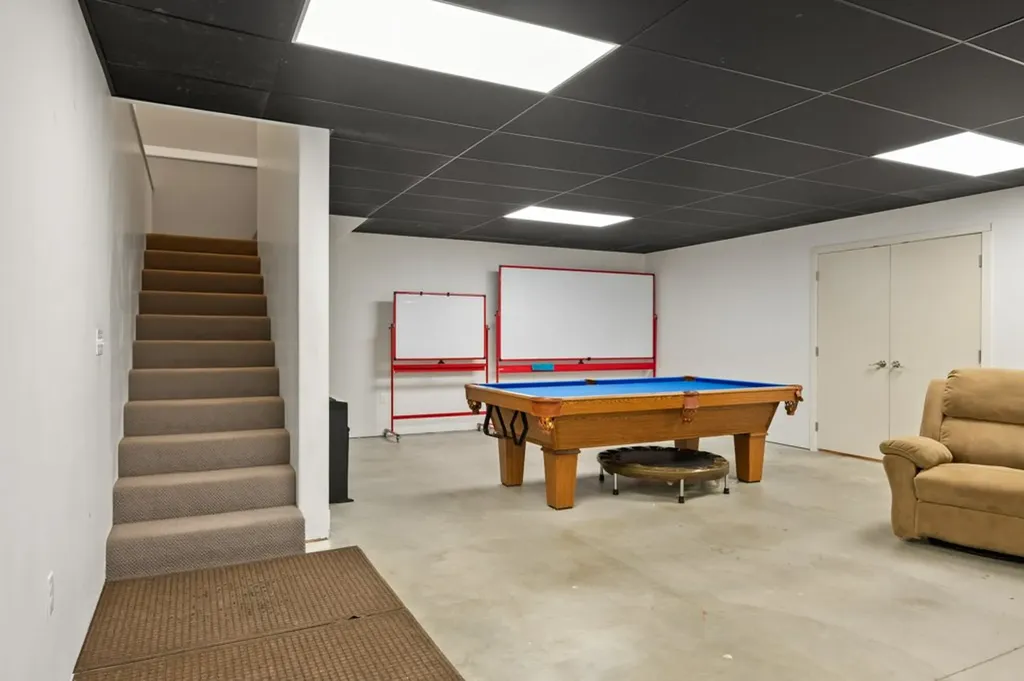 1212 Winners Circle Lane Corvallis MT 59828