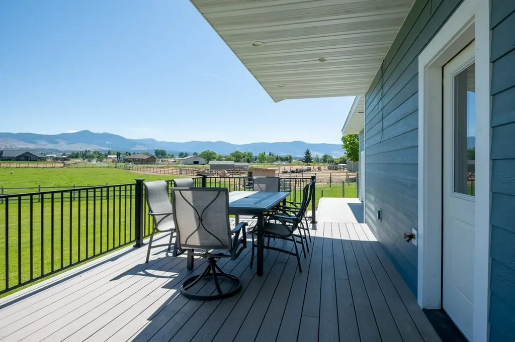1212 Winners Circle Lane Corvallis MT 59828
