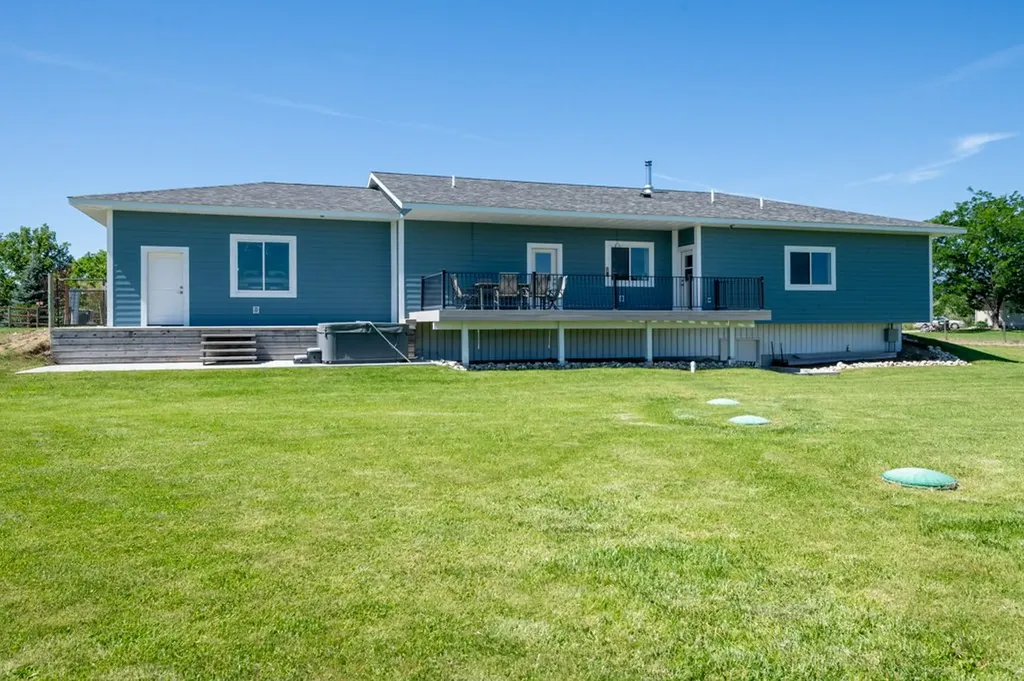 1212 Winners Circle Lane Corvallis MT 59828