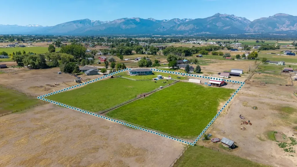 1212 Winners Circle Lane Corvallis MT 59828