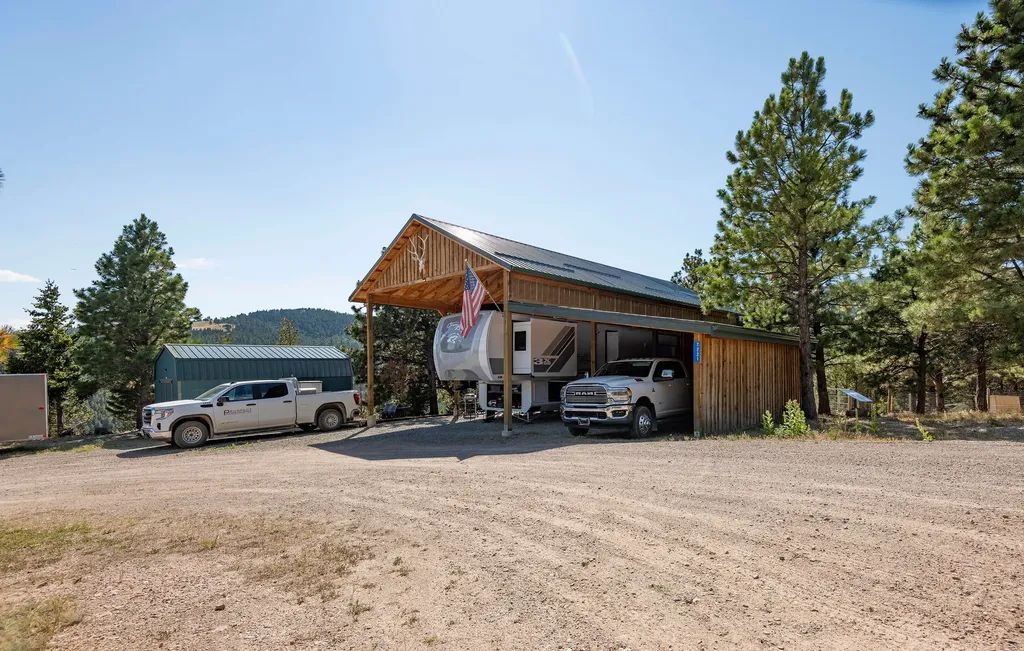 7221 Raven Road Helena MT 59602