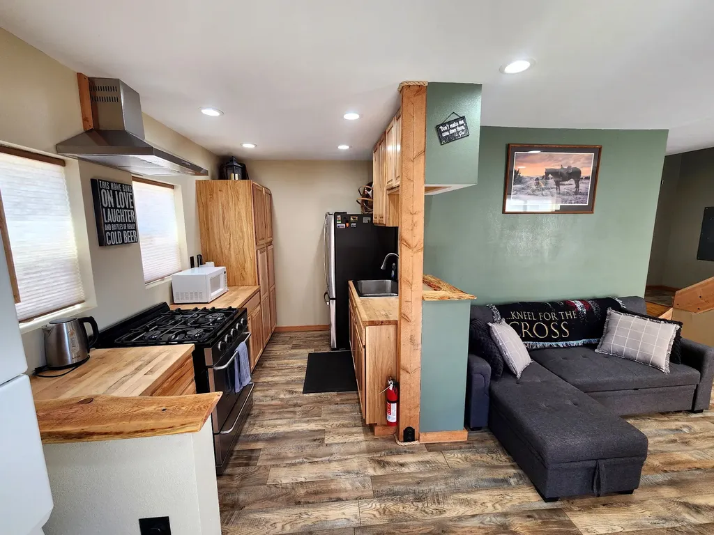 7221 Raven Road Helena MT 59602
