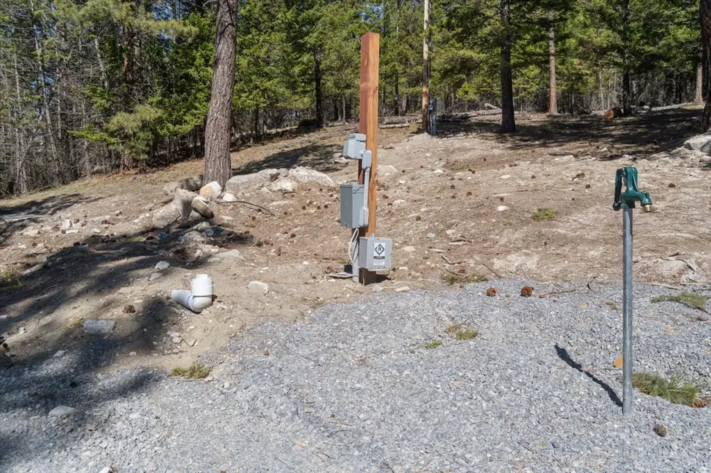 374 Frontier Trail Kalispell MT 59901