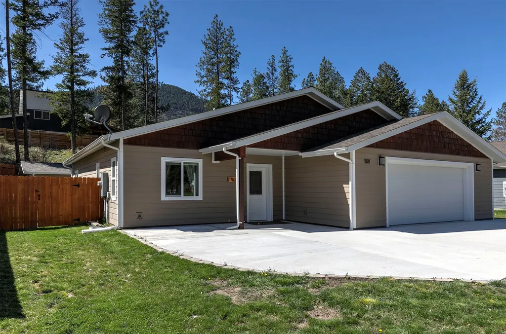 1101 Riverside Drive Superior MT 59872