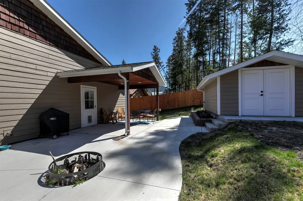 1101 Riverside Drive Superior MT 59872