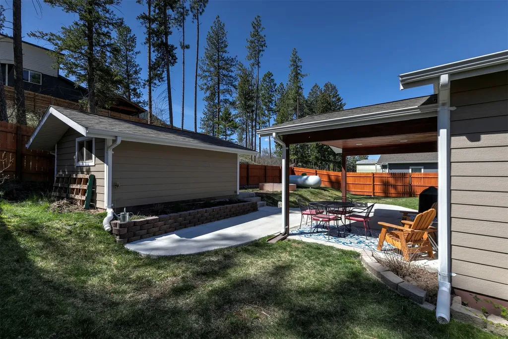1101 Riverside Drive Superior MT 59872