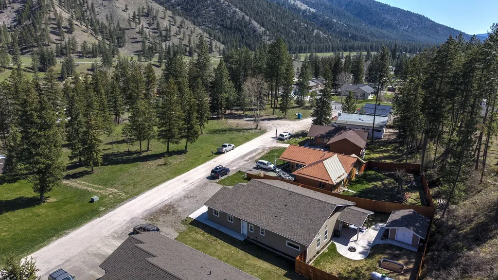 1101 Riverside Drive Superior MT 59872