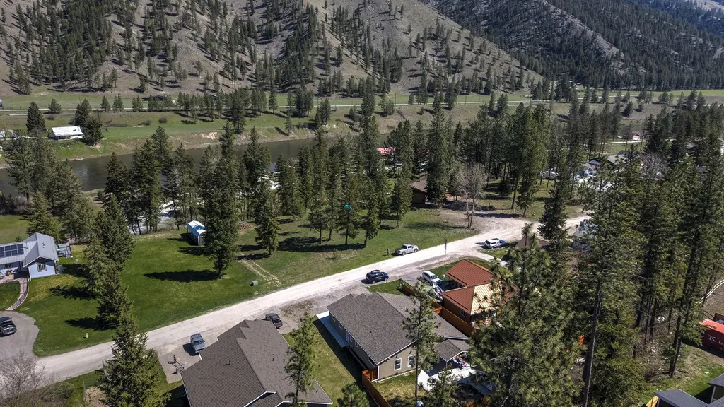 1101 Riverside Drive Superior MT 59872