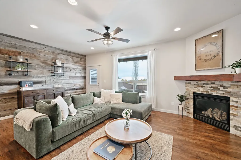 73 Ramshorn Peak Lane Bozeman MT 59718