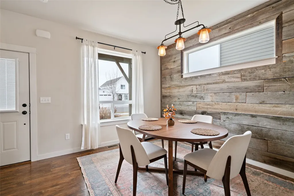 73 Ramshorn Peak Lane Bozeman MT 59718