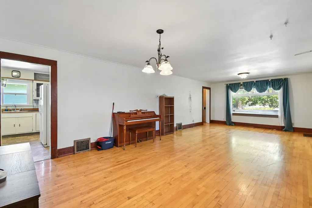 1820 1st Avenue N Great Falls MT 59401