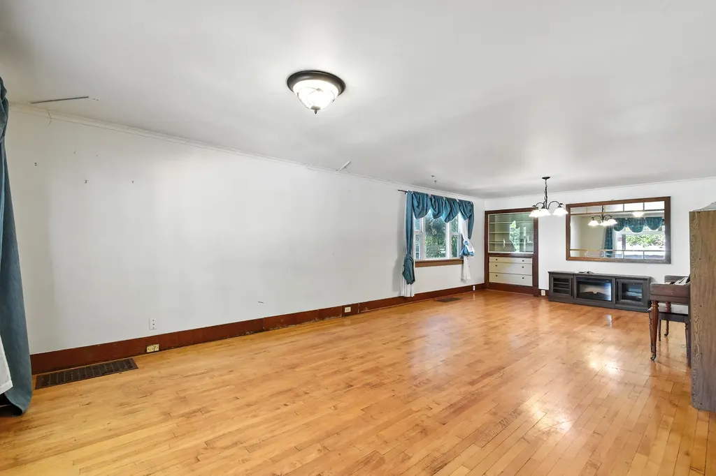 1820 1st Avenue N Great Falls MT 59401