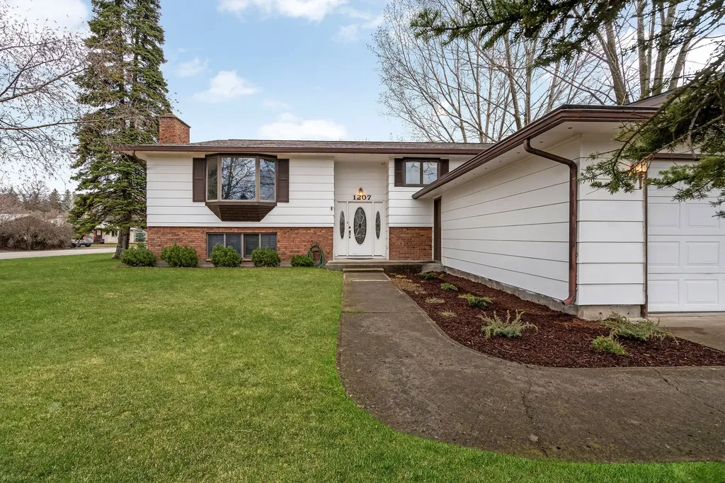 1207 6th Avenue W Columbia Falls MT 59912