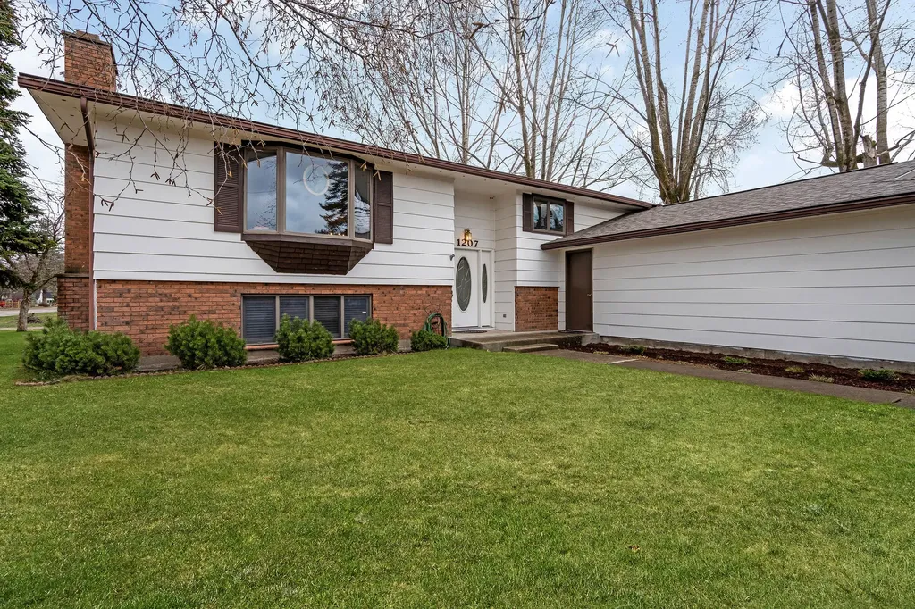 1207 6th Avenue W Columbia Falls MT 59912