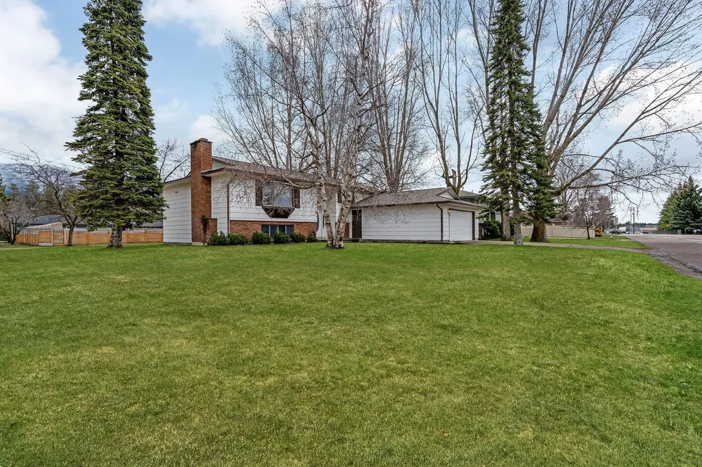 1207 6th Avenue W Columbia Falls MT 59912