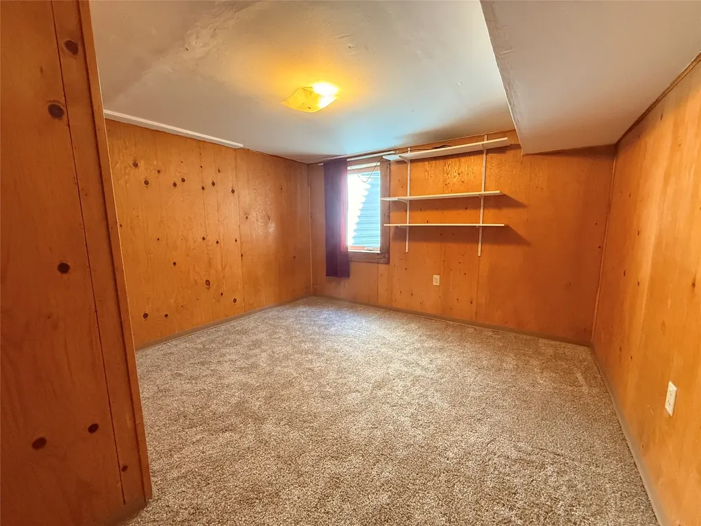 713 26th Avenue NE Great Falls MT 59404