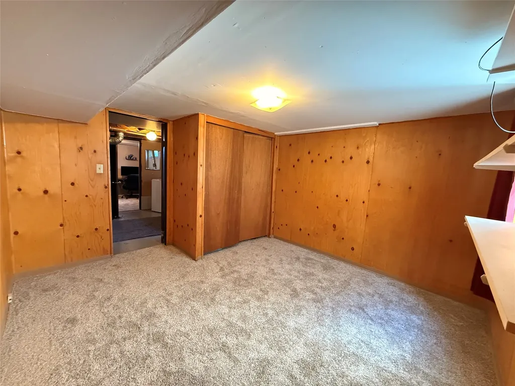 713 26th Avenue NE Great Falls MT 59404