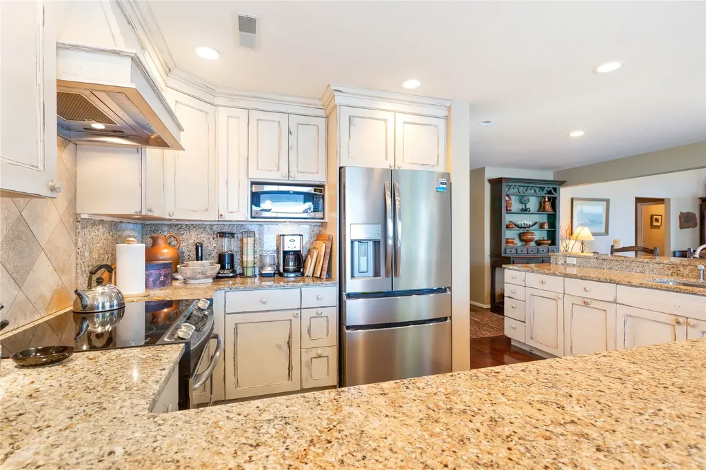 150 Pebble Way Bigfork MT 59911