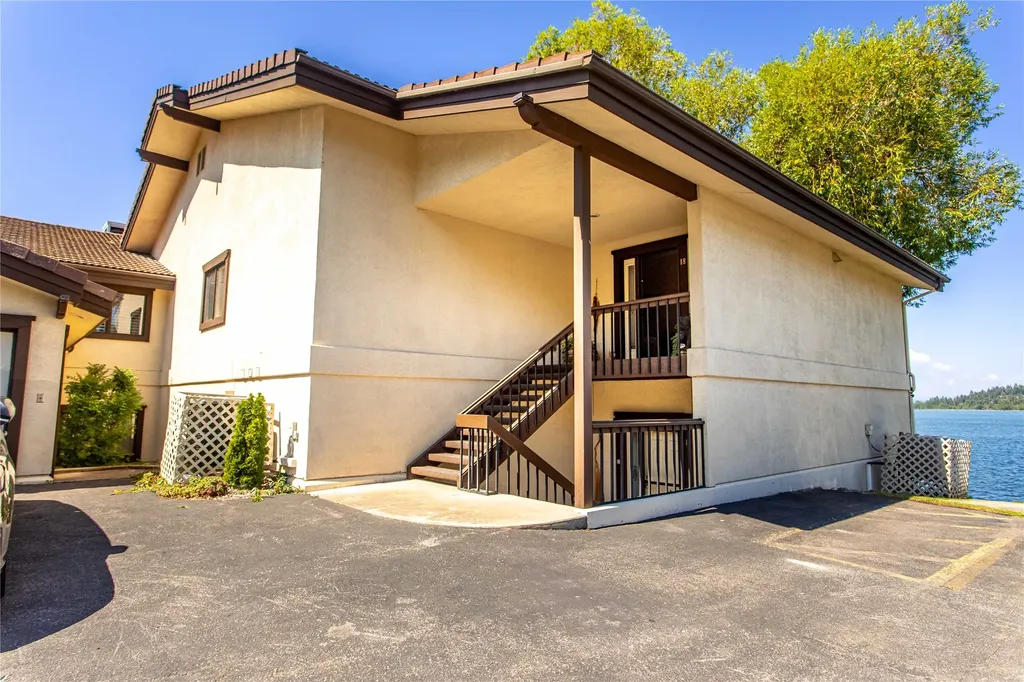 150 Pebble Way Bigfork MT 59911