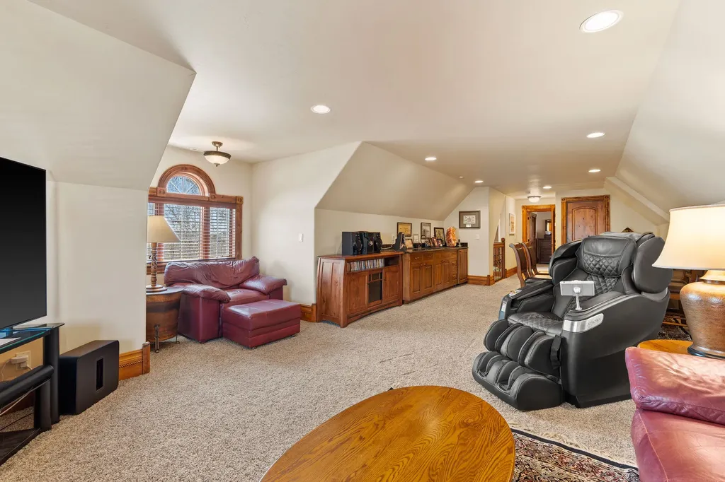 1363 Lake Pointe Drive Bigfork MT 59911